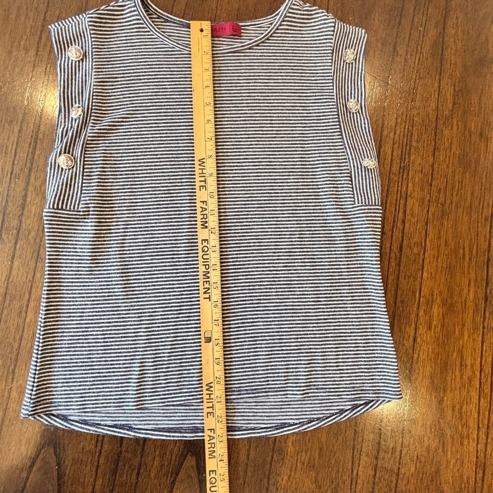 Love Scarlett nautical style sleeveless top with anchor button detail size M - Picture 9 of 10